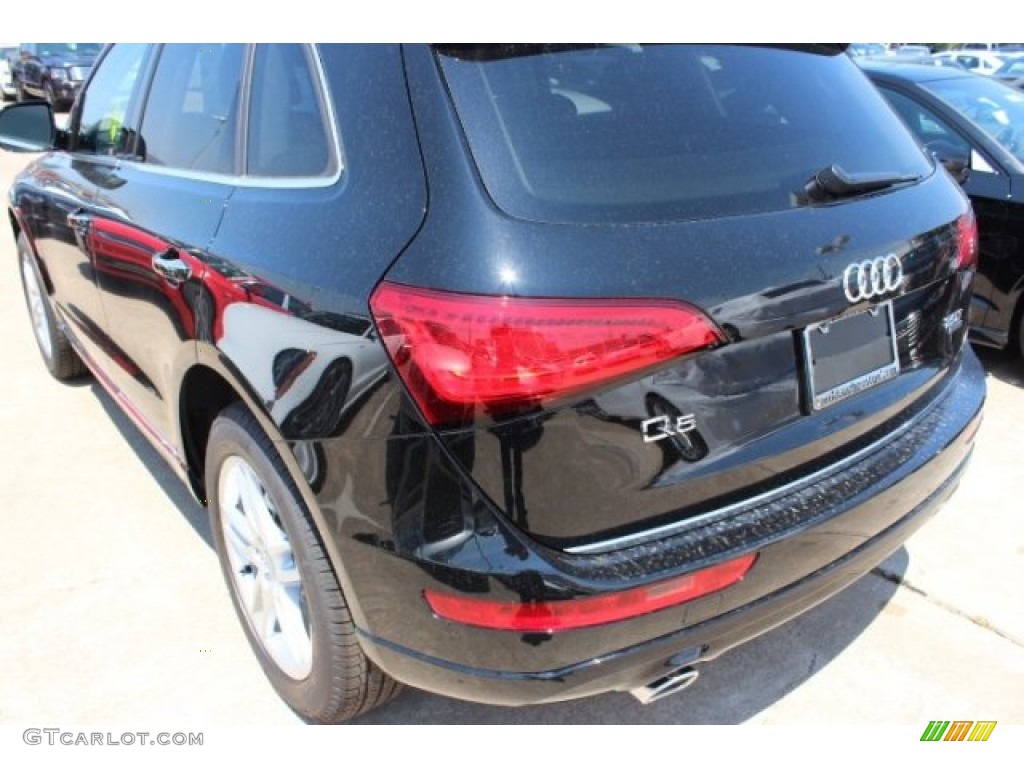 2016 Q5 2.0 TFSI Premium quattro - Brilliant Black / Black photo #6