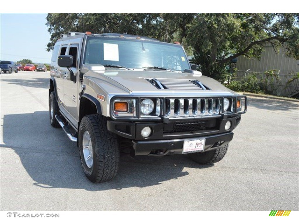 2005 H2 SUV - Desert Sand Metallic / Wheat photo #2