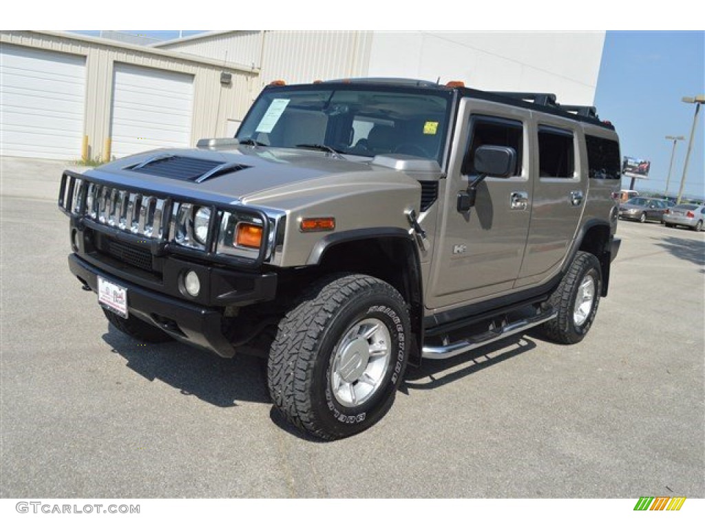 2005 H2 SUV - Desert Sand Metallic / Wheat photo #5