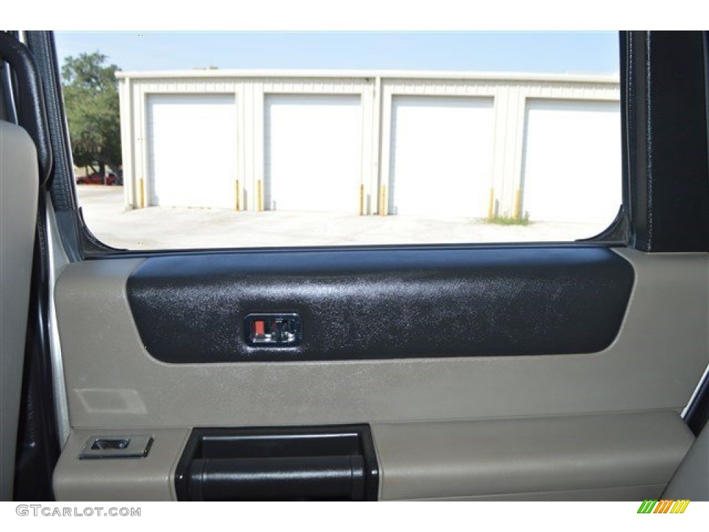 2005 H2 SUV - Desert Sand Metallic / Wheat photo #16