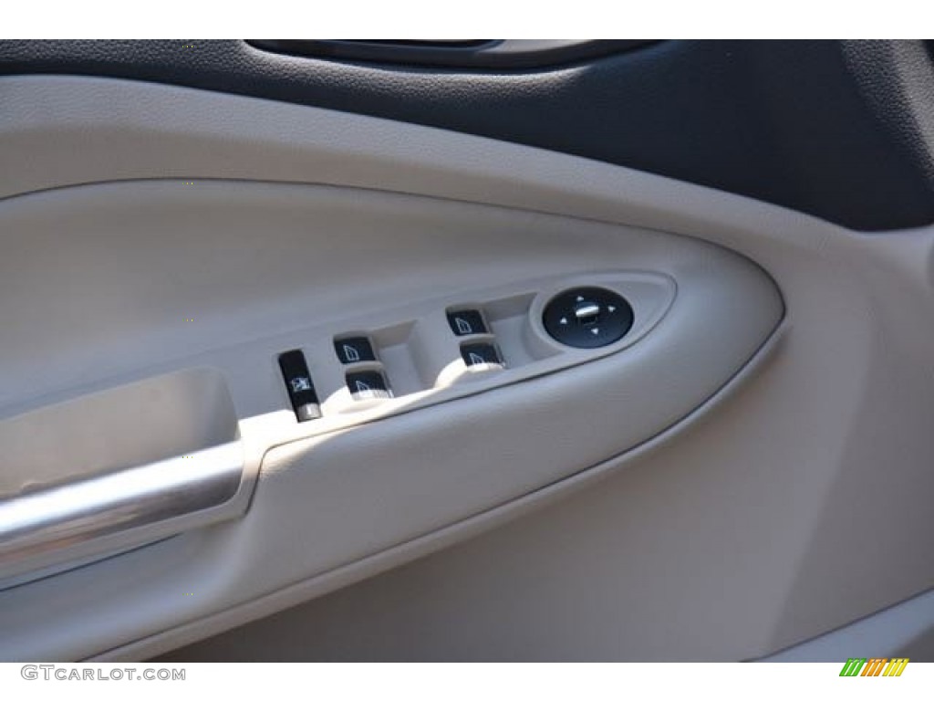 2016 Escape SE - Sunset Metallic / Medium Light Stone photo #22