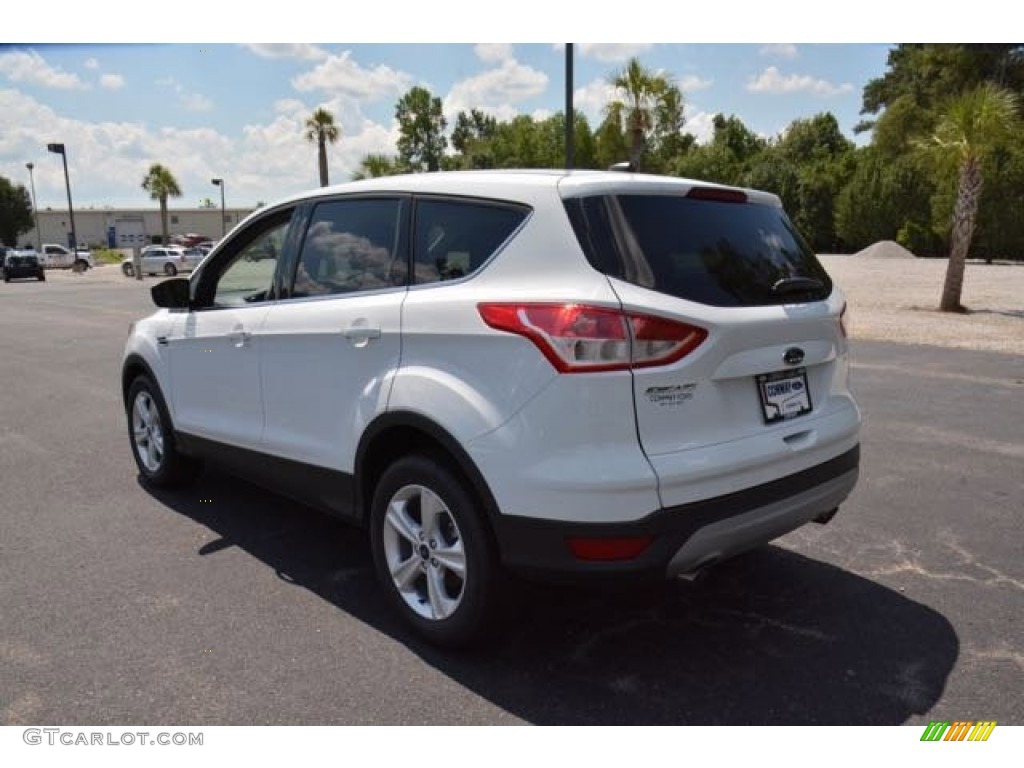 2016 Escape SE - Oxford White / Medium Light Stone photo #8