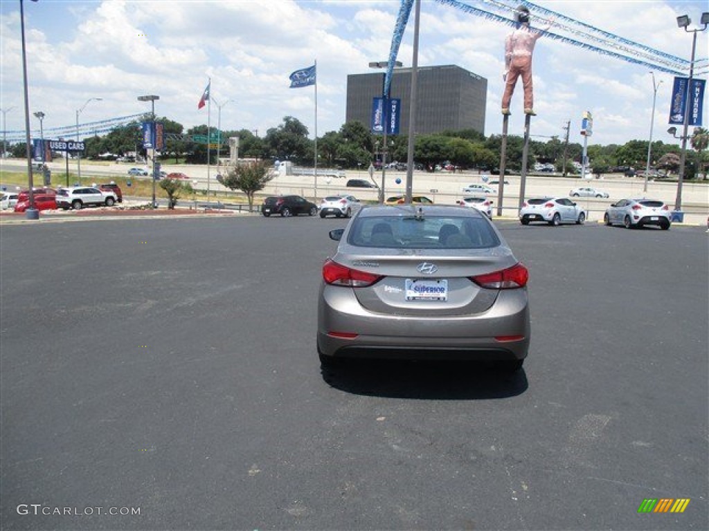 2016 Elantra Value Edition - Desert Bronze / Black photo #7