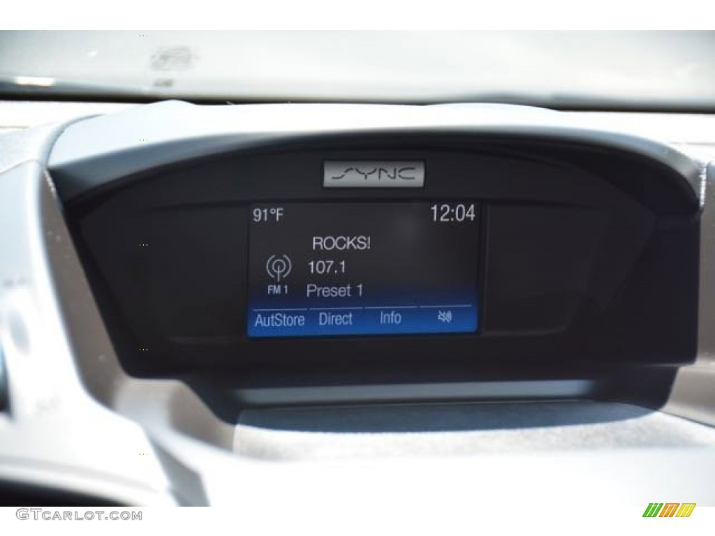 2016 Escape SE - Oxford White / Medium Light Stone photo #25