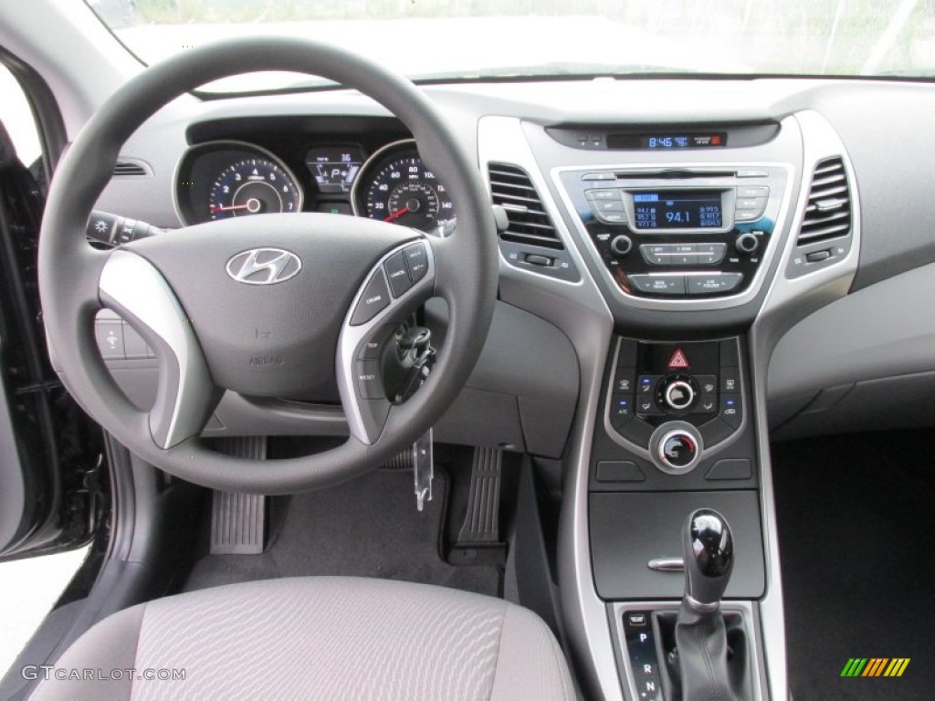 2016 Elantra SE - Phantom Black / Gray photo #23