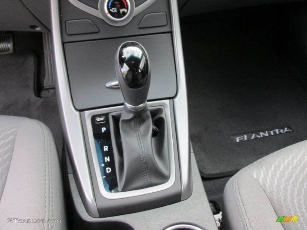 2016 Elantra SE - Phantom Black / Gray photo #27