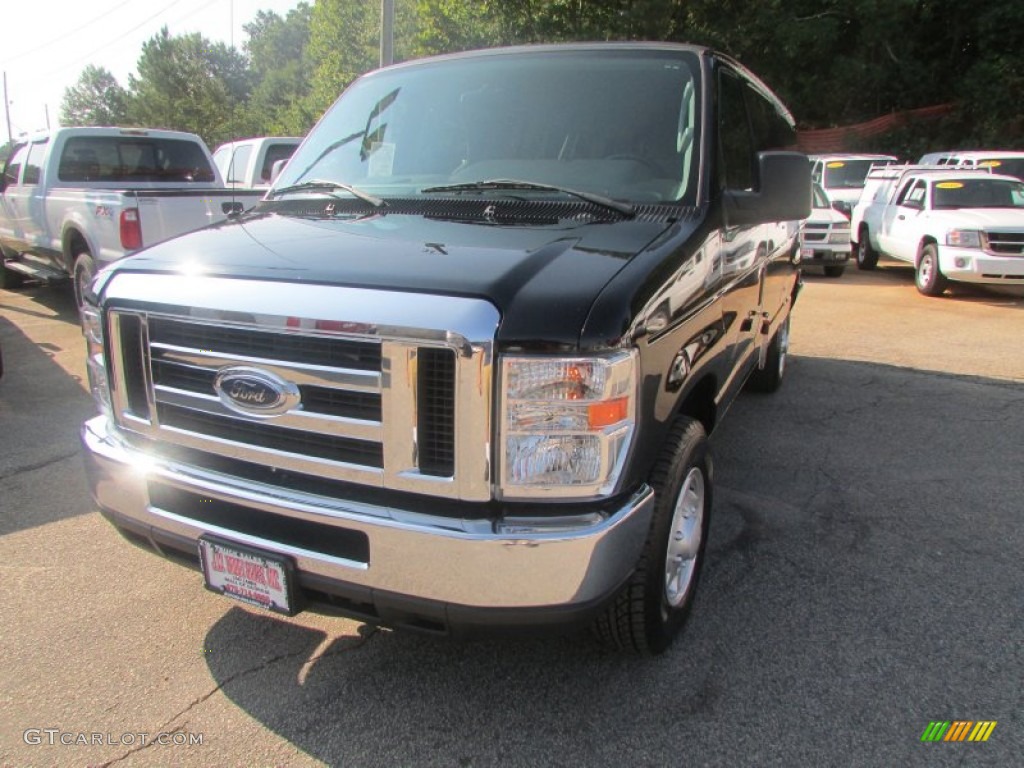 2013 E Series Van E350 XLT Extended Passenger - Dark Blue Pearl / Medium Flint photo #2