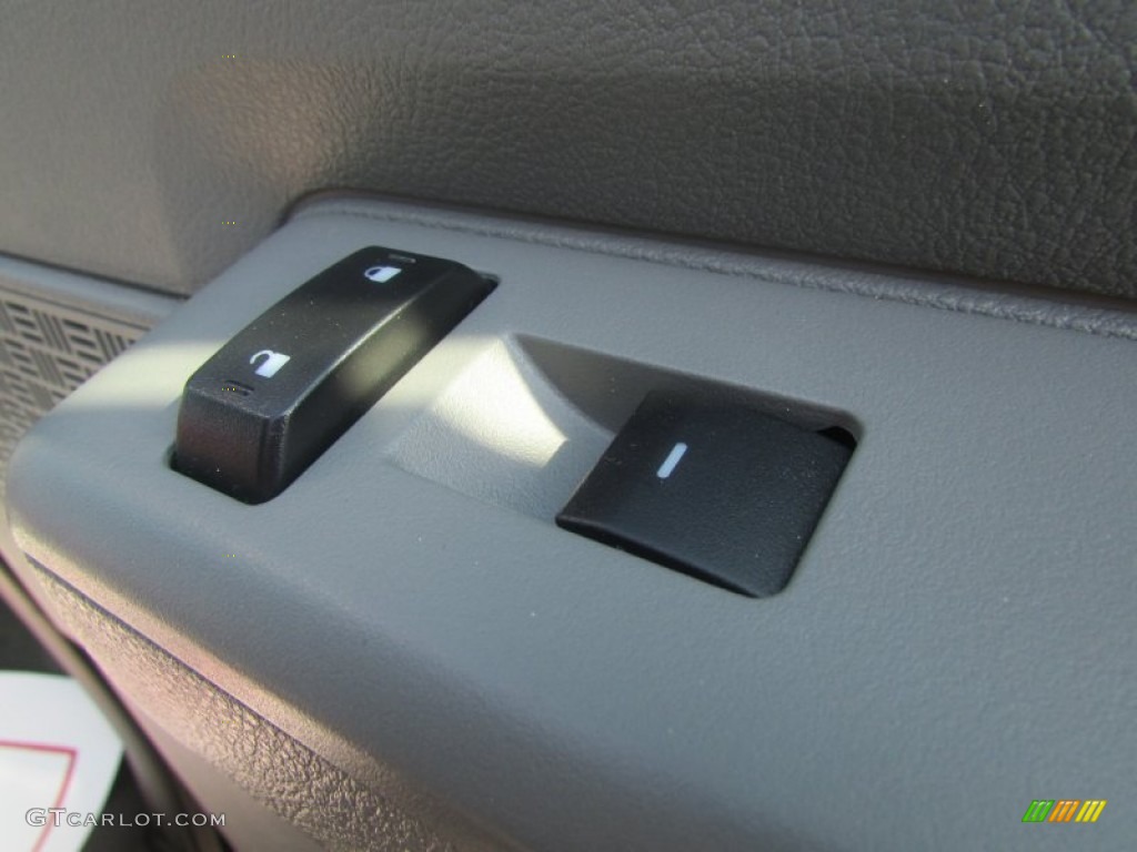 2013 E Series Van E350 XLT Extended Passenger - Dark Blue Pearl / Medium Flint photo #27