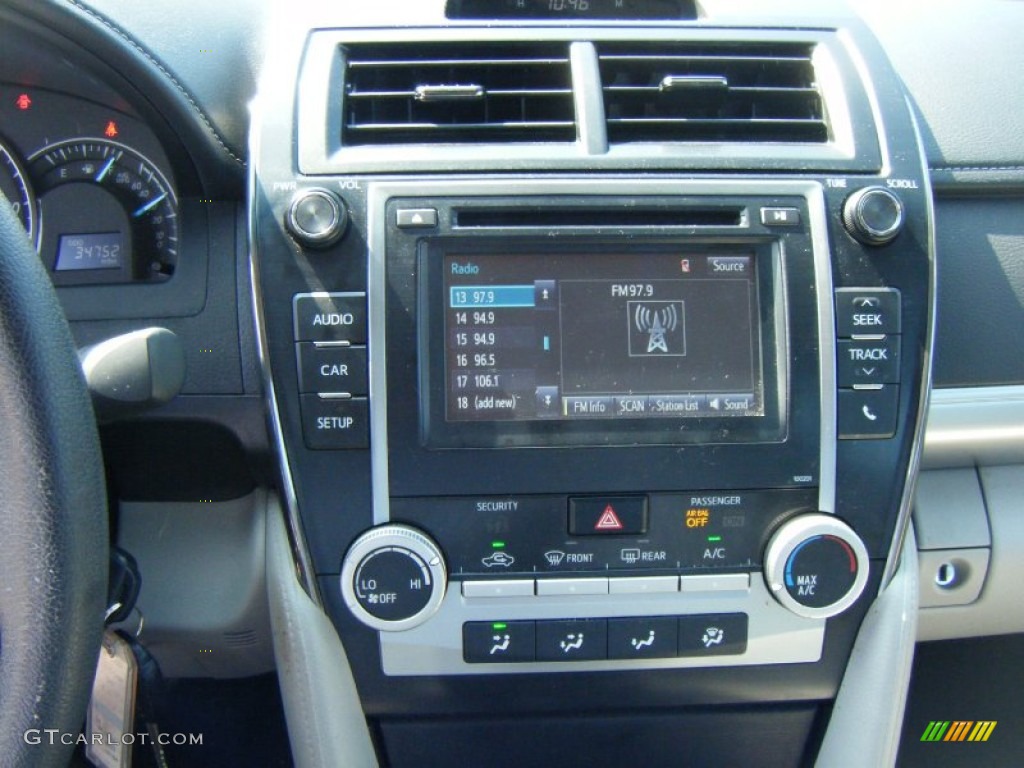 2014 Camry LE - Attitude Black Metallic / Ivory photo #7