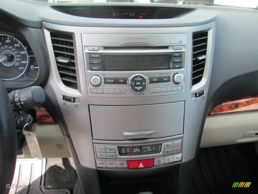 2011 Outback 2.5i Limited Wagon - Cypress Green Pearl / Warm Ivory photo #25