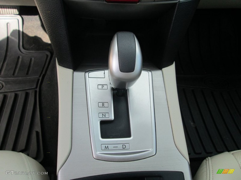 2011 Outback 2.5i Limited Wagon - Cypress Green Pearl / Warm Ivory photo #26