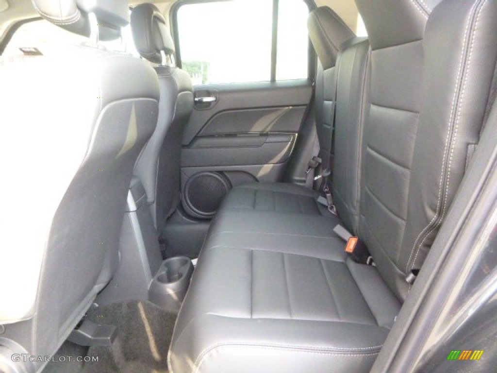 2016 Jeep Patriot High Altitude 4x4 Rear Seat Photo #106366922