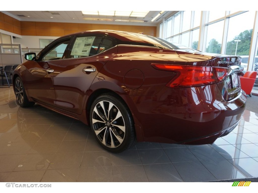 2016 Maxima SR - Coulis Red / Charcoal photo #3