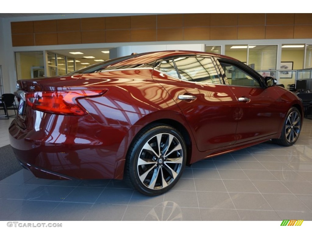 2016 Maxima SR - Coulis Red / Charcoal photo #5