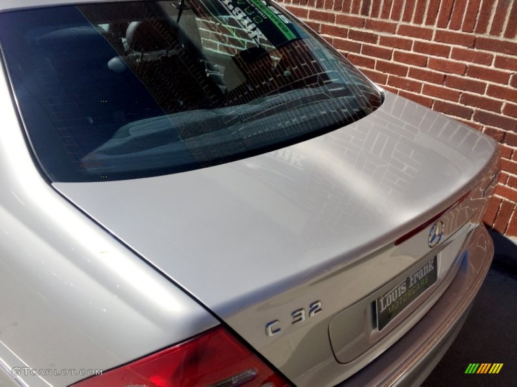 2003 C 32 AMG Sedan - Brilliant Silver Metallic / Charcoal photo #37
