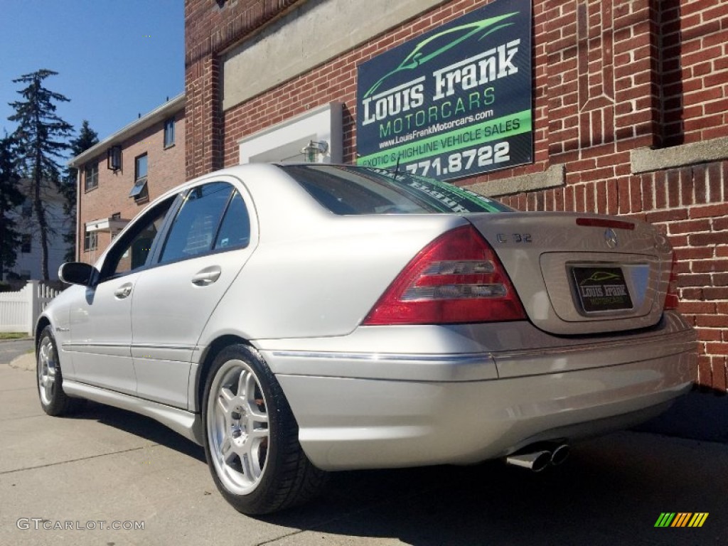 2003 C 32 AMG Sedan - Brilliant Silver Metallic / Charcoal photo #40