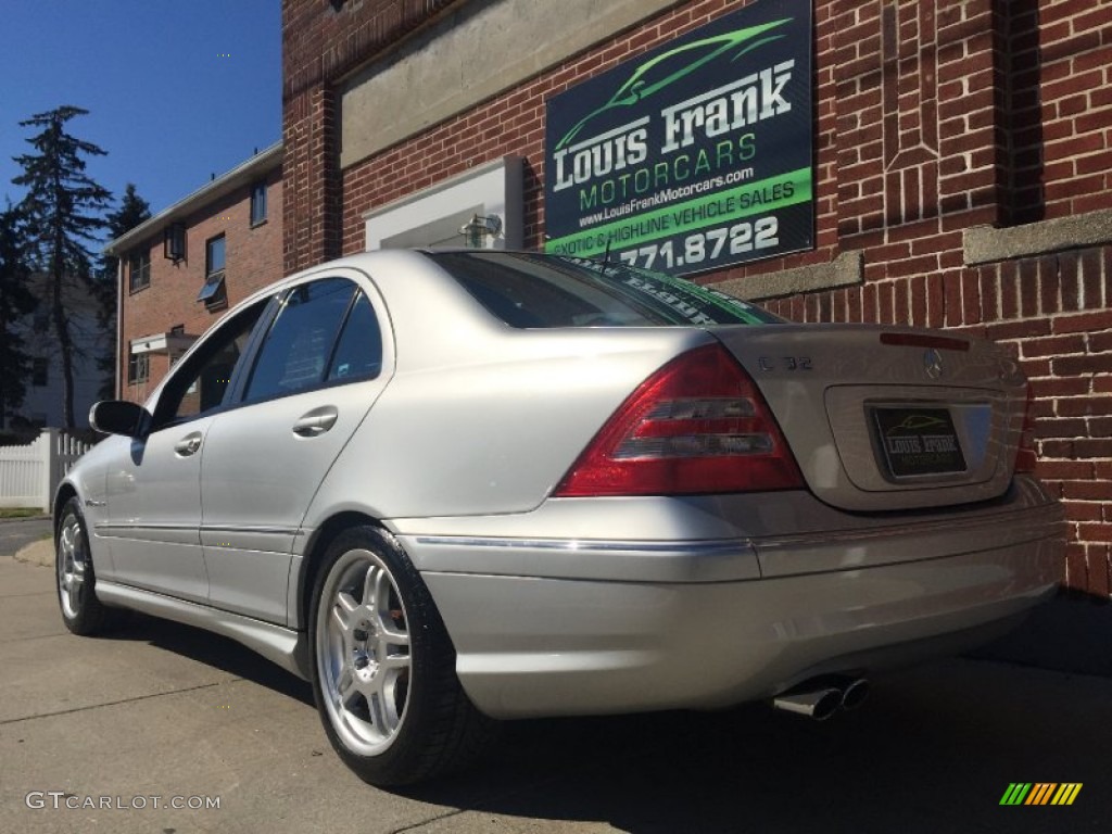 2003 C 32 AMG Sedan - Brilliant Silver Metallic / Charcoal photo #46