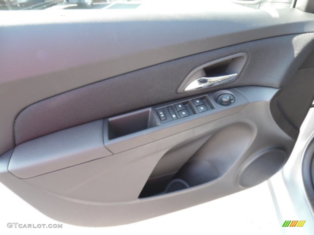 2016 Cruze Limited LT - Silver Ice Metallic / Jet Black photo #14