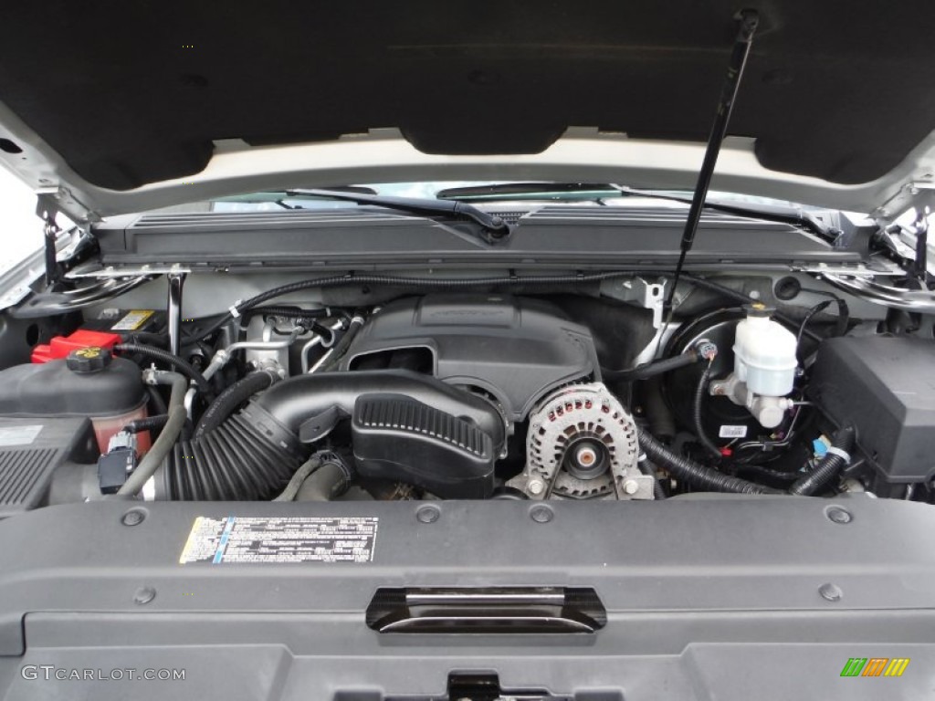 2011 Suburban LT 4x4 - Sheer Silver Metallic / Ebony photo #14