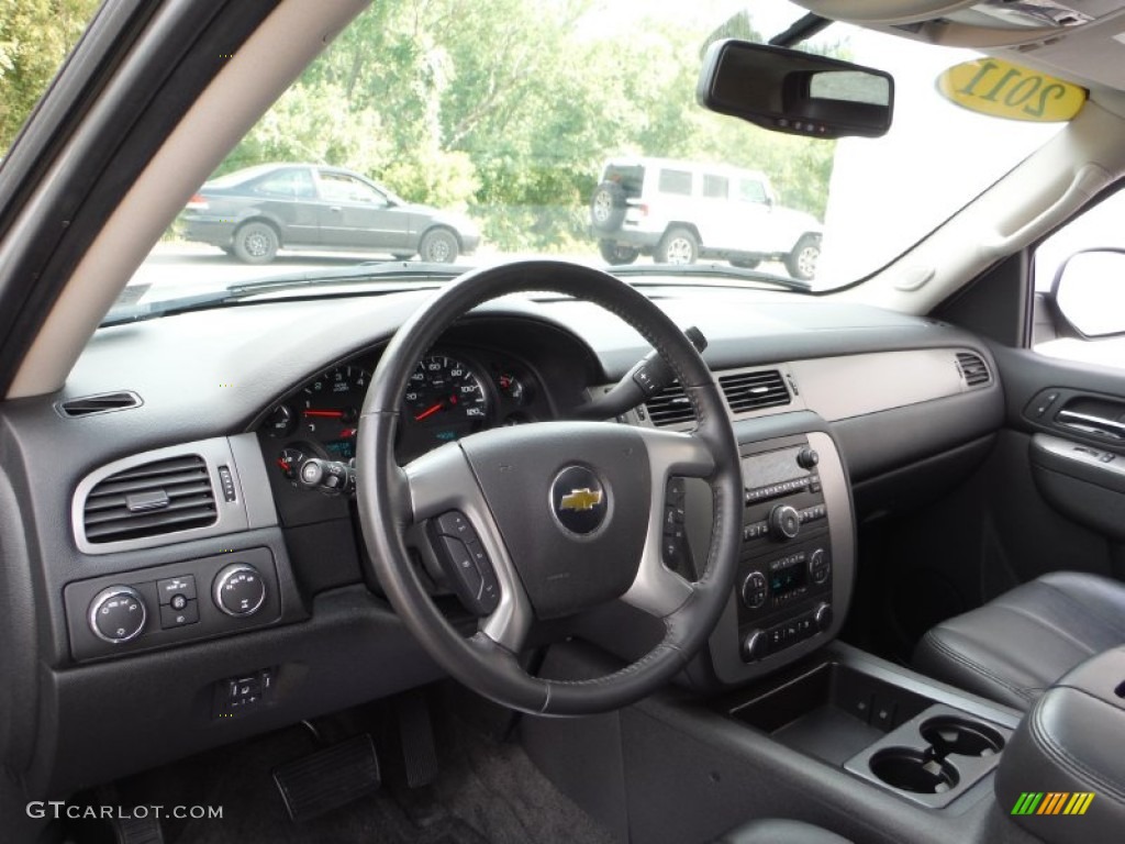 2011 Suburban LT 4x4 - Sheer Silver Metallic / Ebony photo #17
