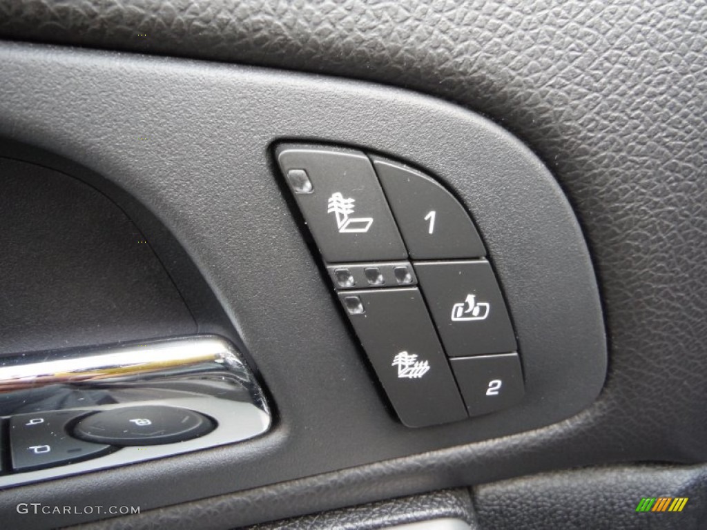 2011 Suburban LT 4x4 - Sheer Silver Metallic / Ebony photo #21