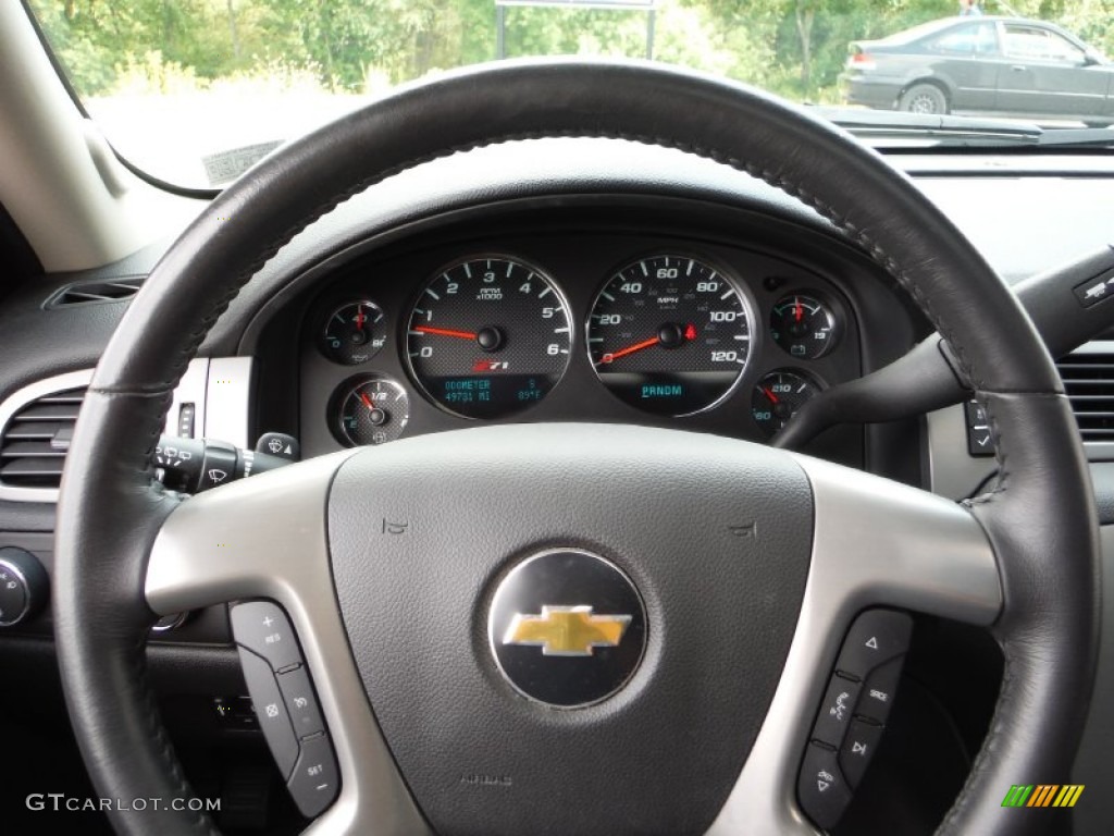 2011 Suburban LT 4x4 - Sheer Silver Metallic / Ebony photo #30