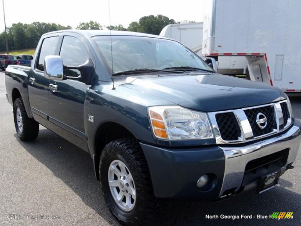 2004 Titan SE Crew Cab 4x4 - Deep Water Blue/Green / Graphite/Titanium photo #7