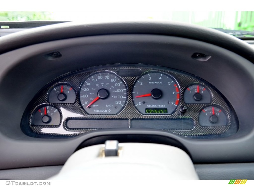 2002 Ford Mustang V6 Coupe Gauges Photo #106399275