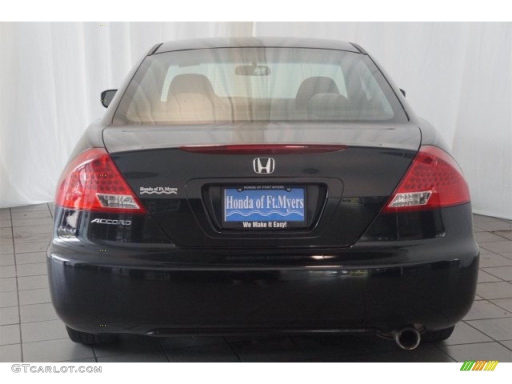 2007 Accord LX Coupe - Nighthawk Black Pearl / Black photo #7