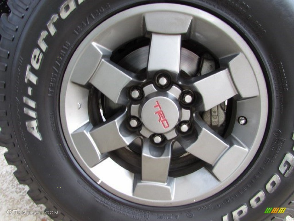 2009 Toyota FJ Cruiser Standard FJ Cruiser Model Wheel Photos