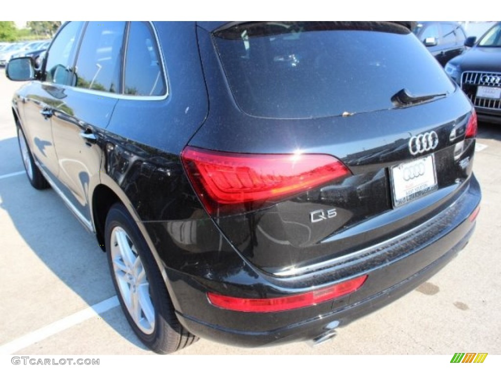 2016 Q5 2.0 TFSI Premium quattro - Mythos Black Metallic / Chestnut Brown photo #6