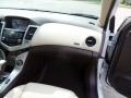 Summit White - Cruze LT Photo No. 60