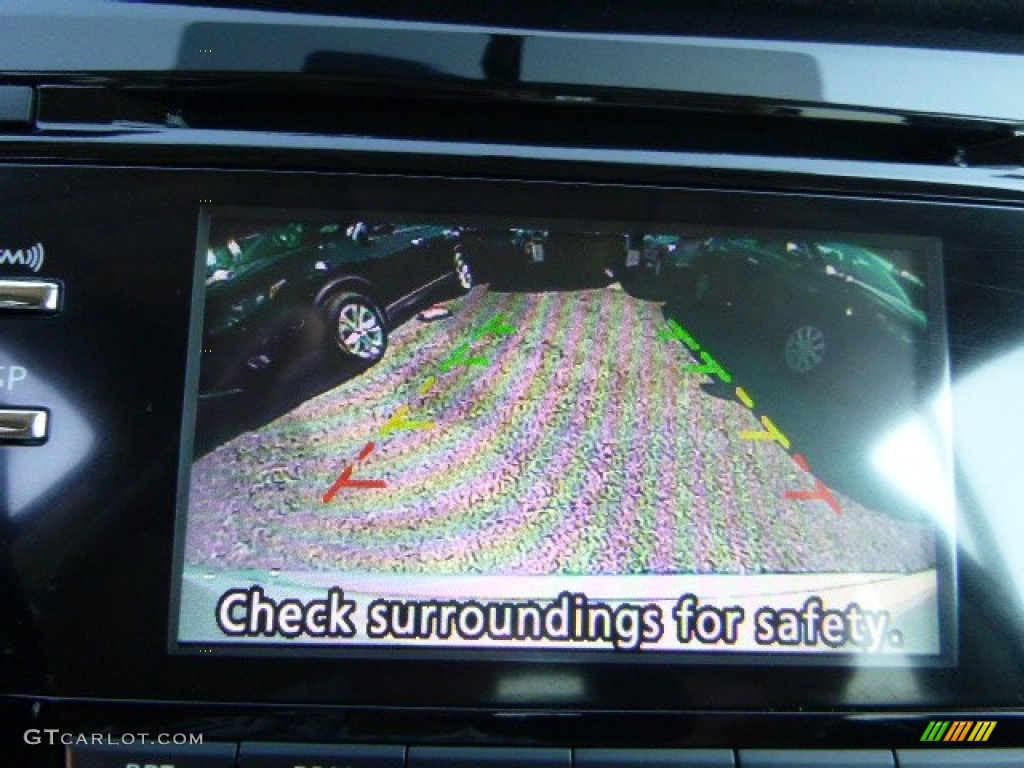 2015 Rogue S AWD - Brilliant Silver / Charcoal photo #19
