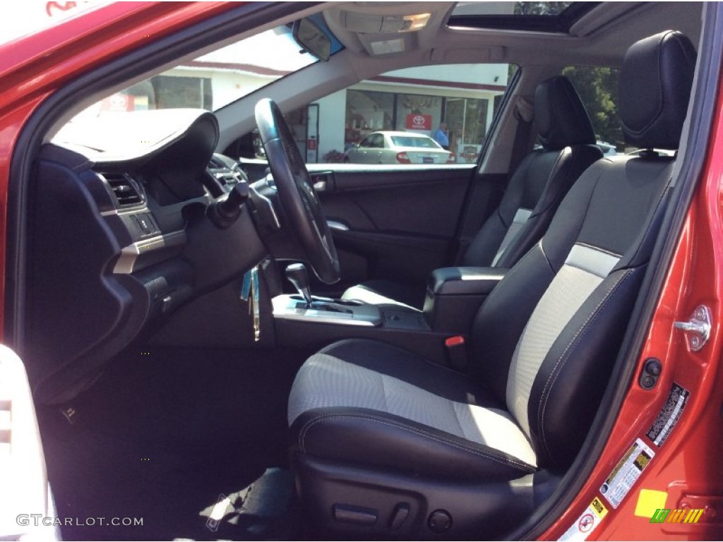 2012 Camry SE - Barcelona Red Metallic / Black/Ash photo #10