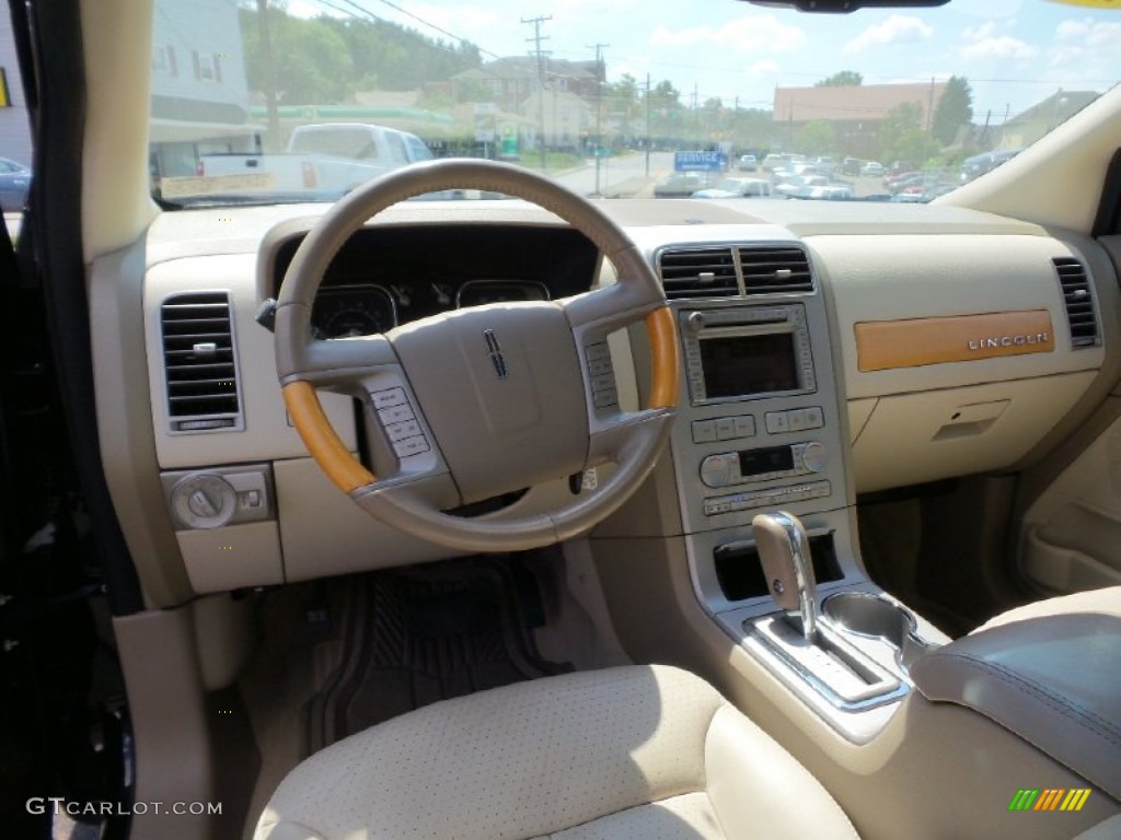 2007 MKX AWD - Black / Charcoal Black photo #14