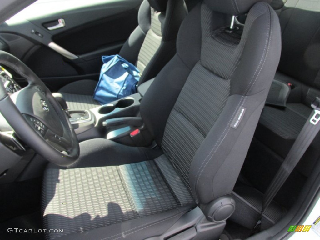 2015 Hyundai Genesis Coupe 3.8 Front Seat Photo #106428204