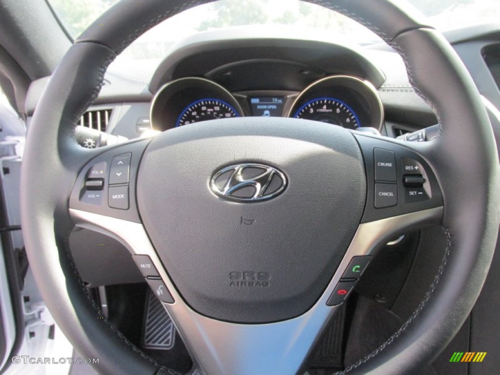2015 Hyundai Genesis Coupe 3.8 Steering Wheel Photos
