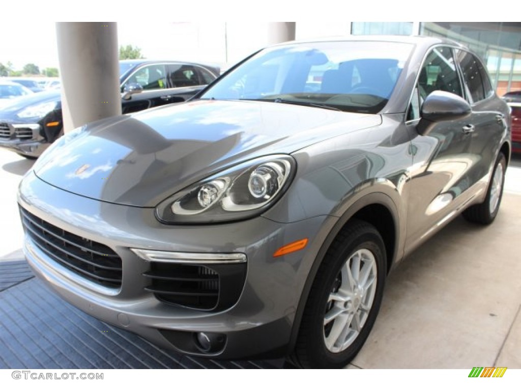 Meteor Grey Metallic 2016 Porsche Cayenne Diesel Exterior Photo #106430125