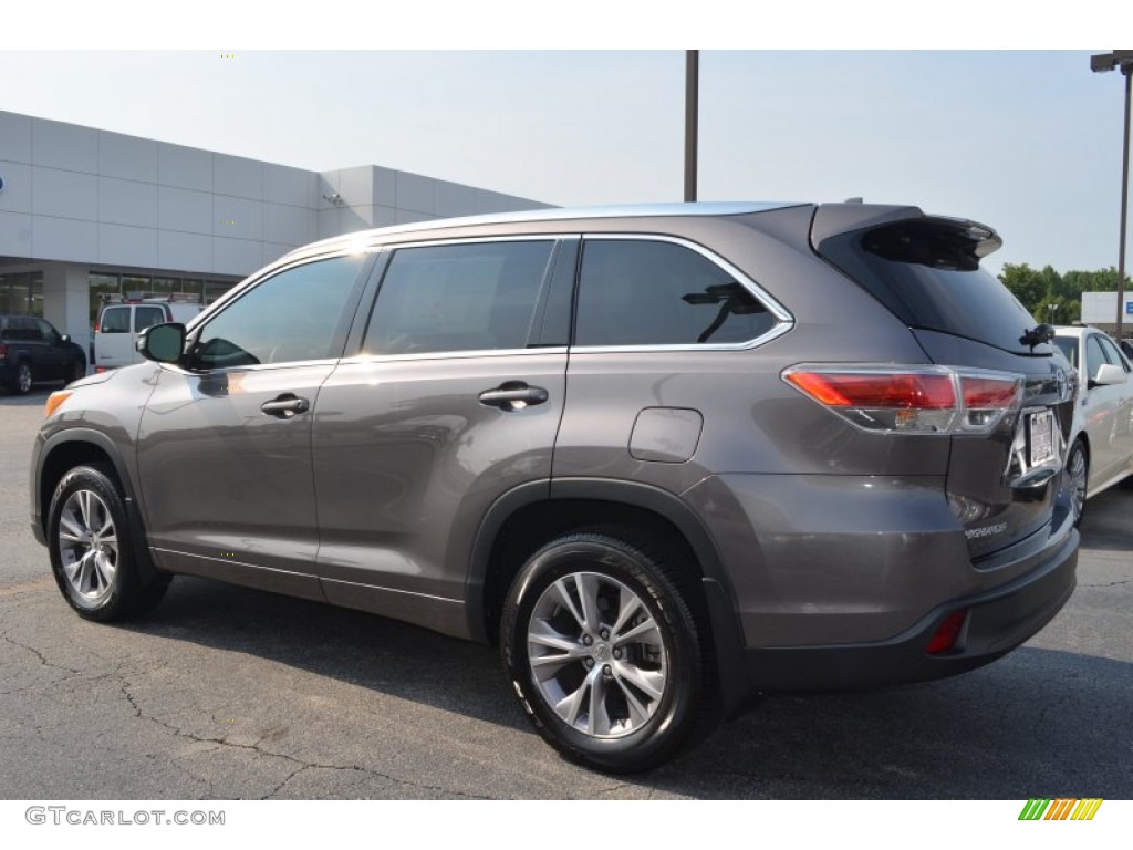 2014 Highlander XLE AWD - Predawn Gray Mica / Ash photo #5
