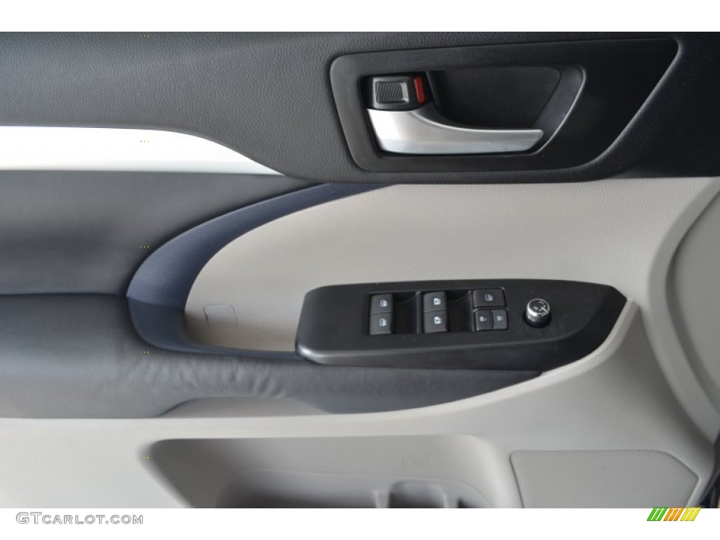 2014 Highlander XLE AWD - Predawn Gray Mica / Ash photo #9