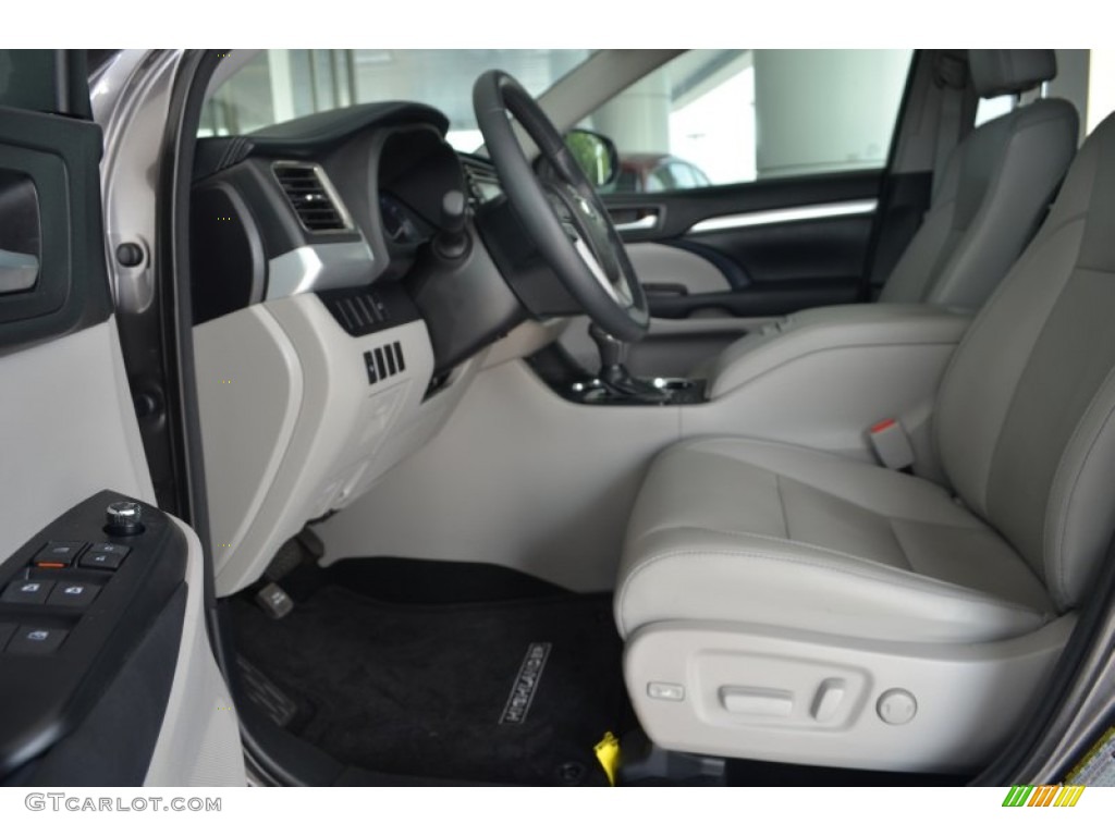 2014 Highlander XLE AWD - Predawn Gray Mica / Ash photo #10