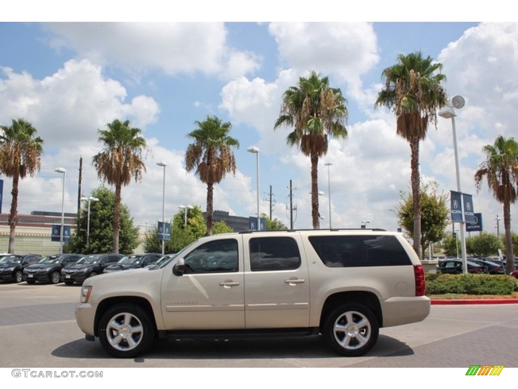 2007 Suburban 1500 LT - Gold Mist Metallic / Light Cashmere/Ebony photo #3