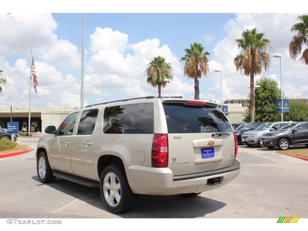 2007 Suburban 1500 LT - Gold Mist Metallic / Light Cashmere/Ebony photo #5