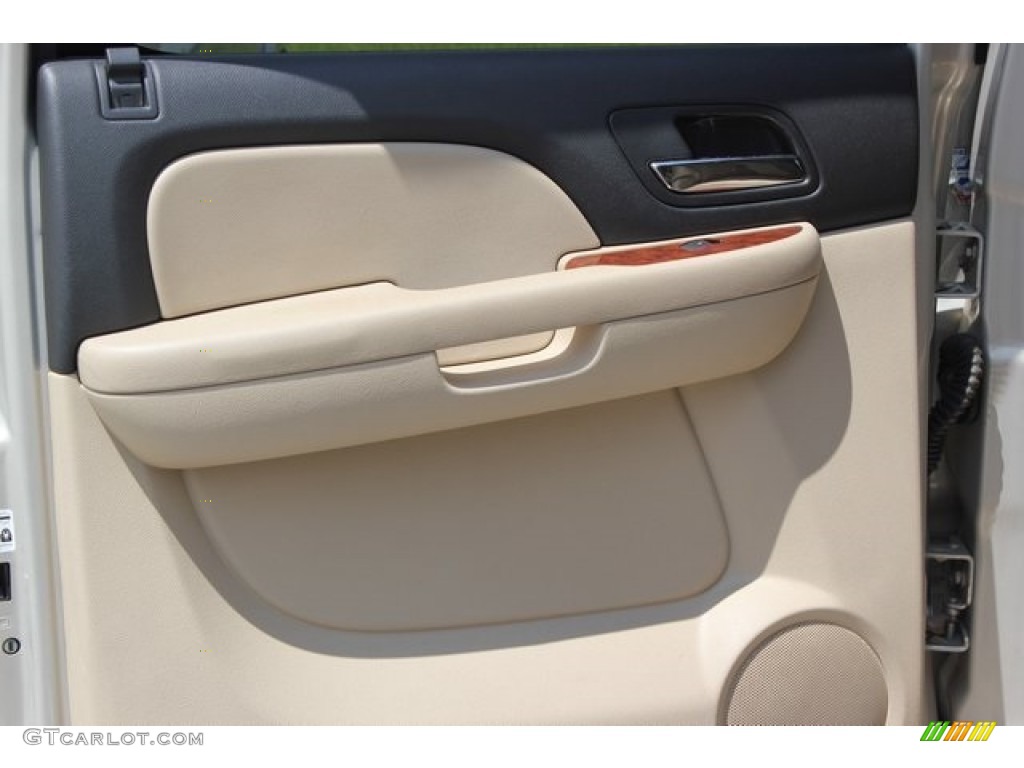 2007 Suburban 1500 LT - Gold Mist Metallic / Light Cashmere/Ebony photo #12