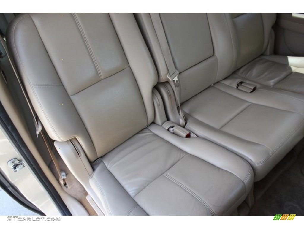 2007 Suburban 1500 LT - Gold Mist Metallic / Light Cashmere/Ebony photo #23