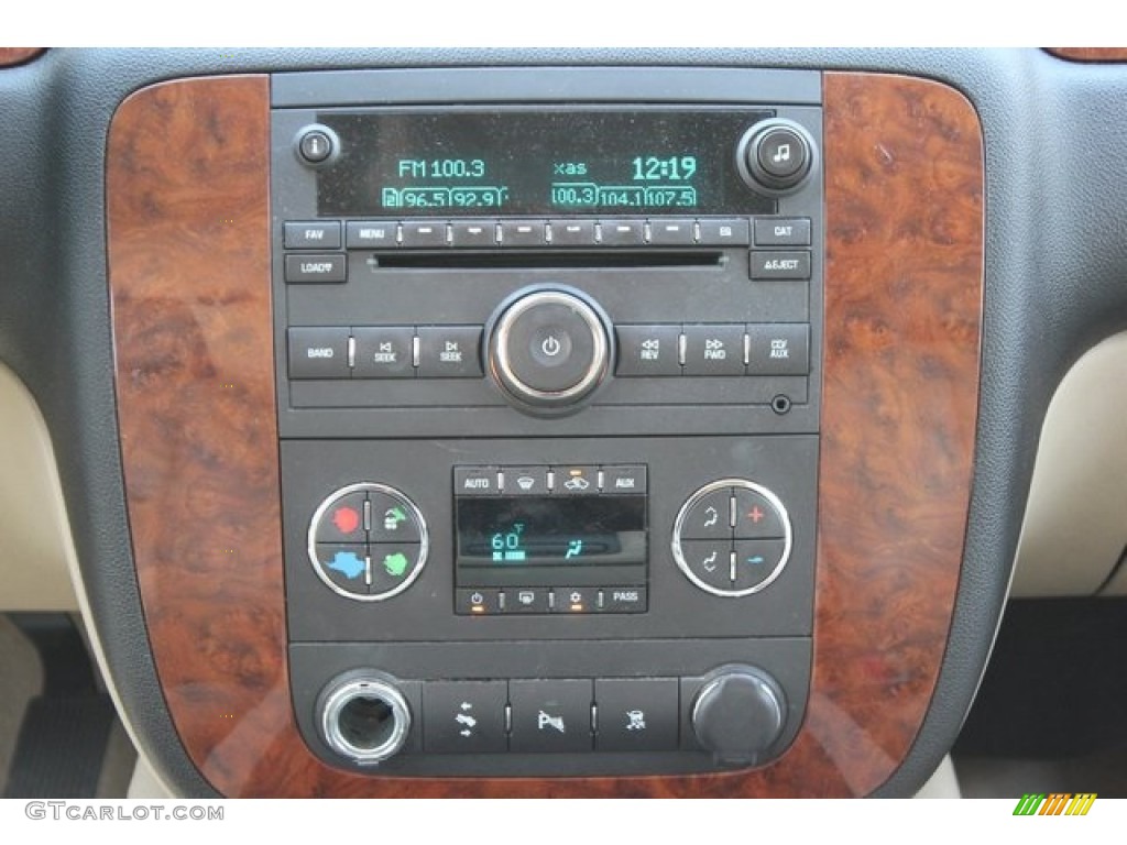 2007 Suburban 1500 LT - Gold Mist Metallic / Light Cashmere/Ebony photo #28