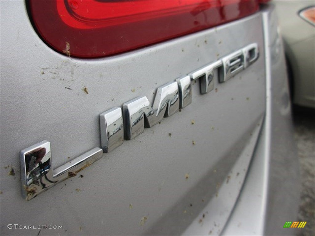 2015 Taurus Limited - Ingot Silver Metallic / Charcoal Black photo #7