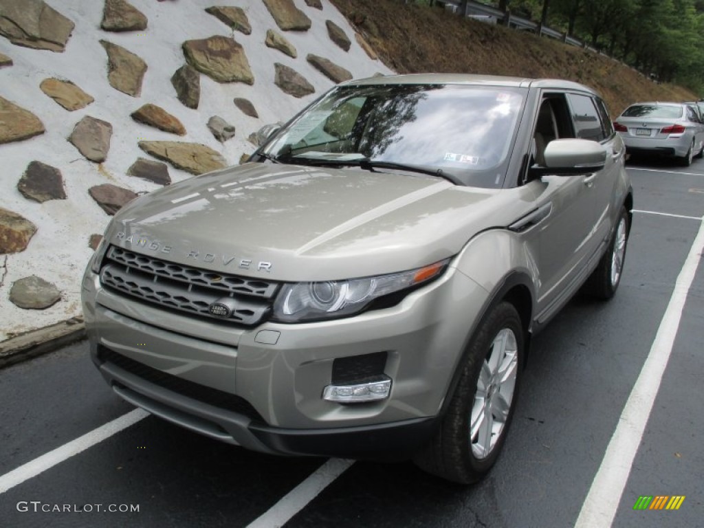 2013 Range Rover Evoque Pure - Ipanema Sand Metallic / Almond/Espresso photo #9