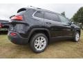 2016 Brilliant Black Crystal Pearl Jeep Cherokee Latitude  photo #3