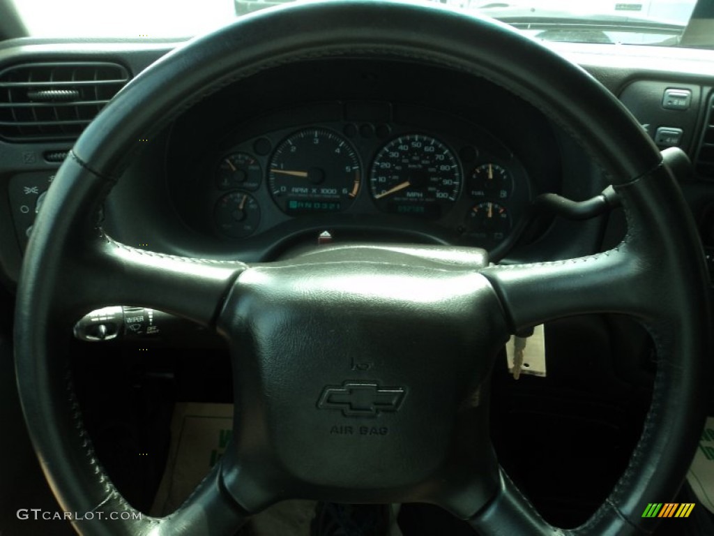 2003 S10 LS Crew Cab 4x4 - Indigo Blue Metallic / Graphite photo #8